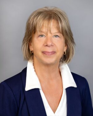 Photo of Bearingstar team member Julie Richards