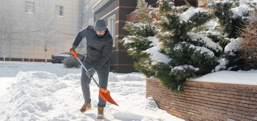 Shoveling outside business